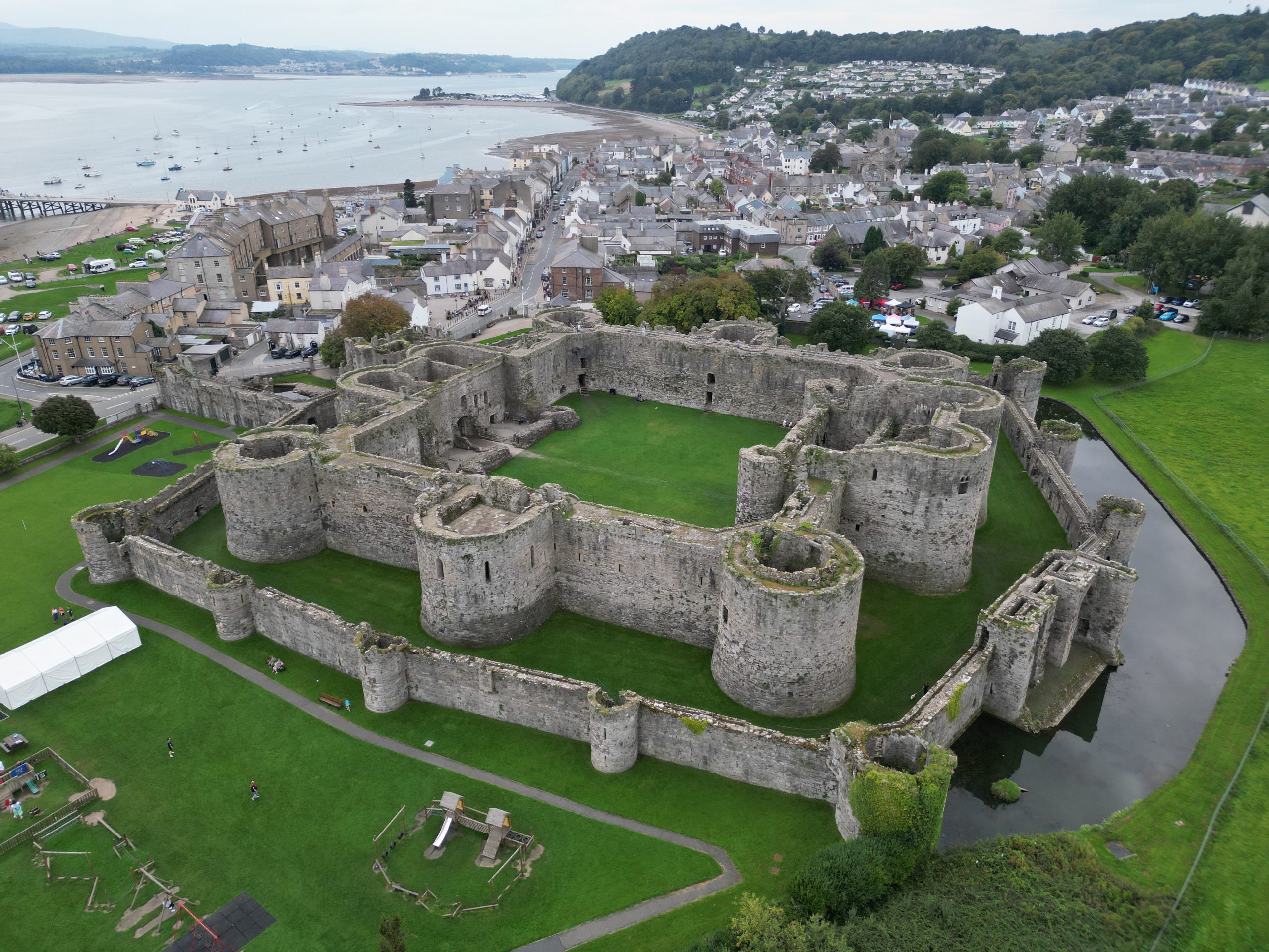 Castell Beaumaris Castle