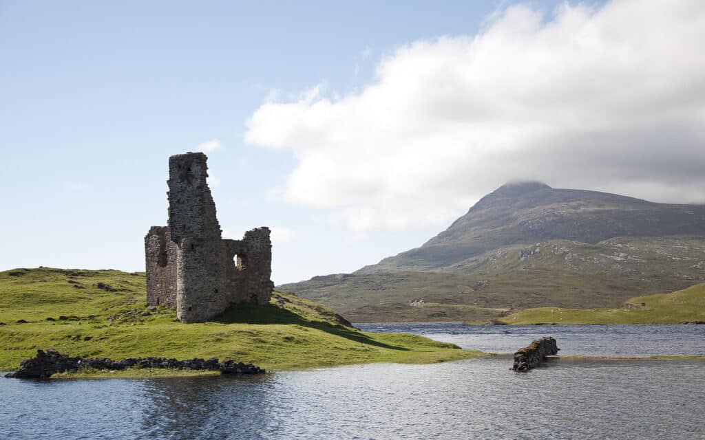 Ardvreck Castle Scotland | Hidden Gem of the Highlands